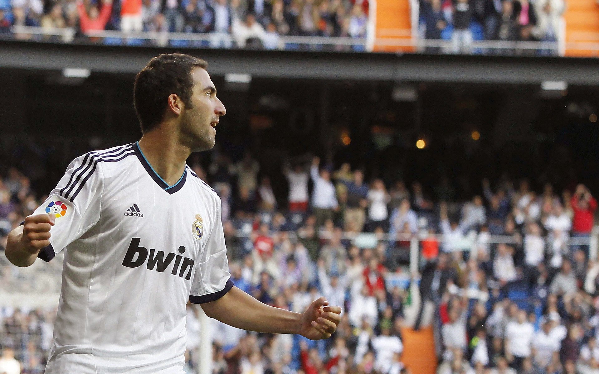 对手神勇表现,主场作战岌岌可危,对手和队友的定义